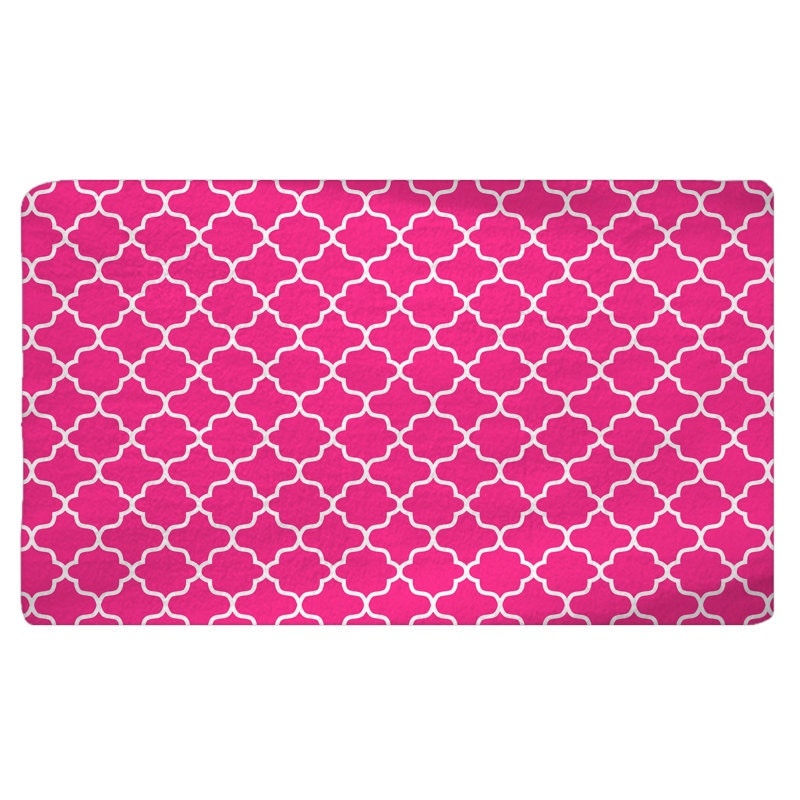 Hot Pink Quatrefoil Soft Fuzzy Area Rug Size 48x30 by redbeauty