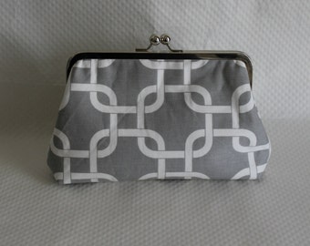 Bridesmaid Clutch - Bridesmaid Purse - Gray Wedding Clutch - Wedding Gifts - Wedding Purse - Daisy Clutch