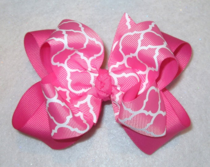 Pink Quatrefoil Hairbow, Pink Bow, Double Layered Boutique Bow, Girls hairbow, Big hair Bows, Toddler Bows, baby Girls Hairbow, 5 inch bow
