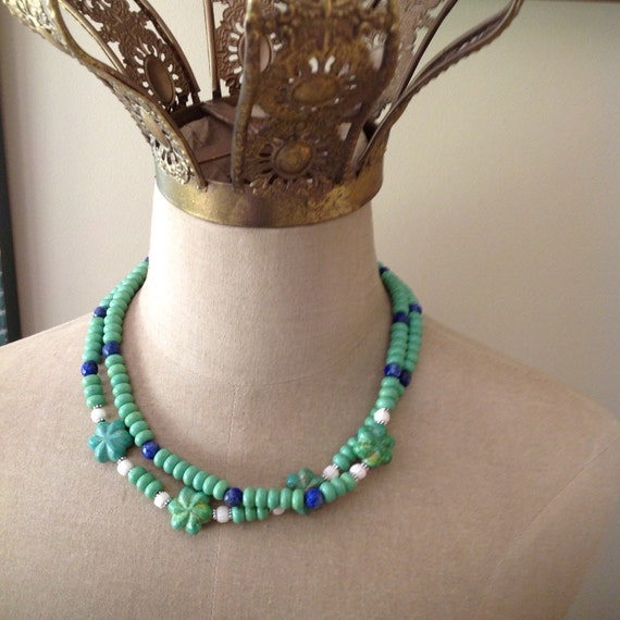 Items similar to Green Flowers Necklace on Etsy