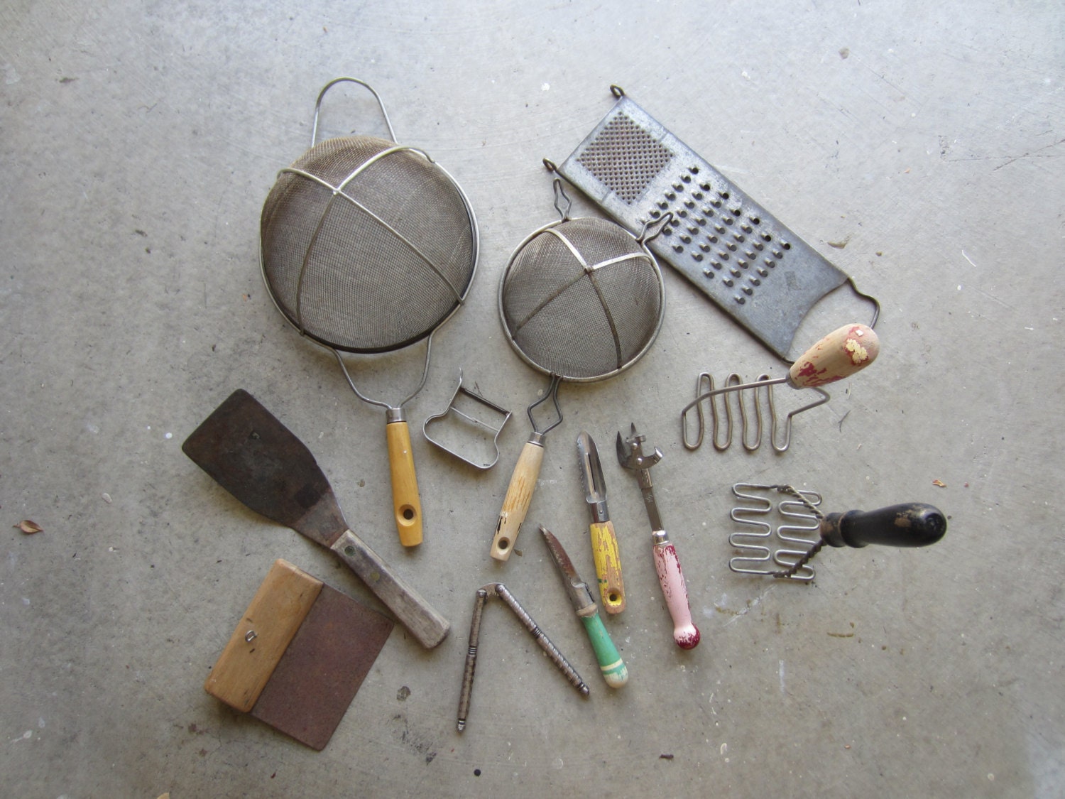 VINTAGE KITCHEN COLLECTIBLES Instant by Tooshabbycottage on Etsy