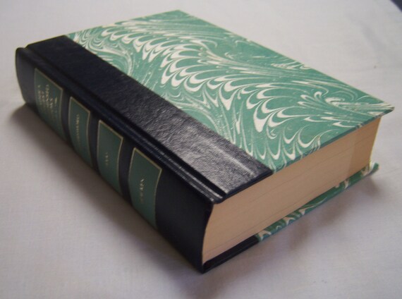 Readers Digest Condensed Books Volume 4 1986 muted light