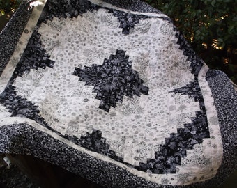 Black and white log cabin quilt patchwork quilt