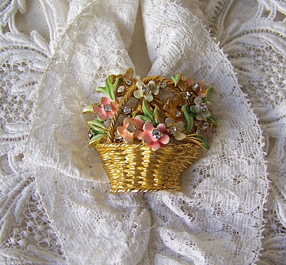 Vintage Brooch My Fair Lady Pastel Pink, Yellow, Orange Enamel Petals