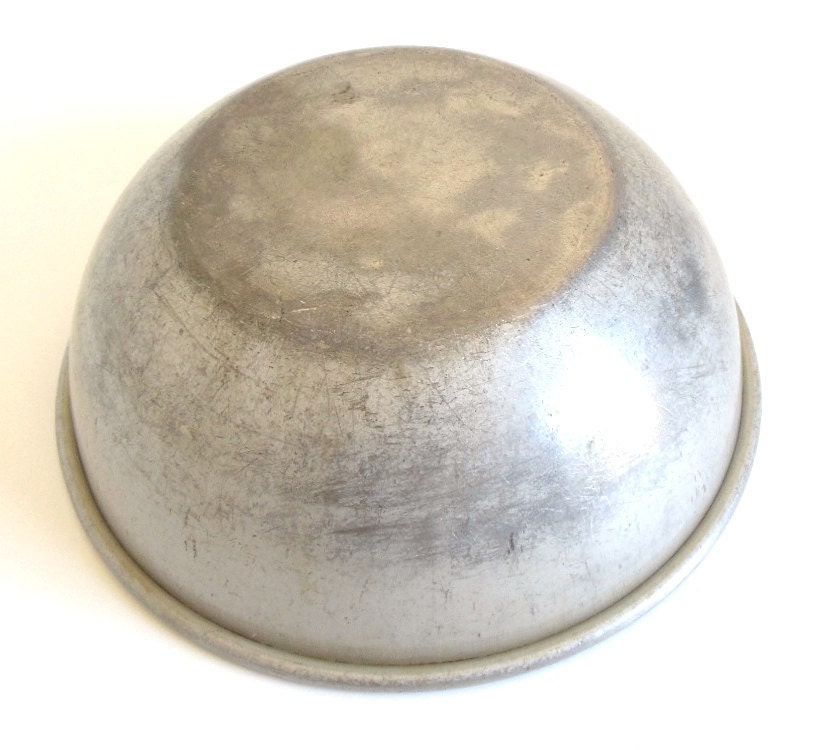 Wearever Aluminum Mixing Bowl Large Metal Snack Bowl Food