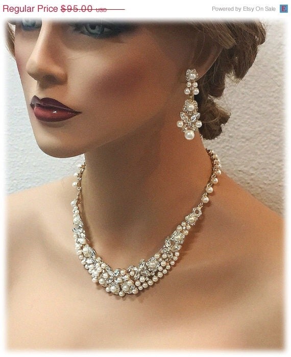 Bridal Gold Jewlery Bridal Back Drop Bib Necklace By Glamduchess 9360