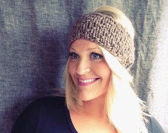 Chunky knit headband in taupe wool blend / Birthday Gift / Wear All Year / Bad Hair Day / Accessories For Women