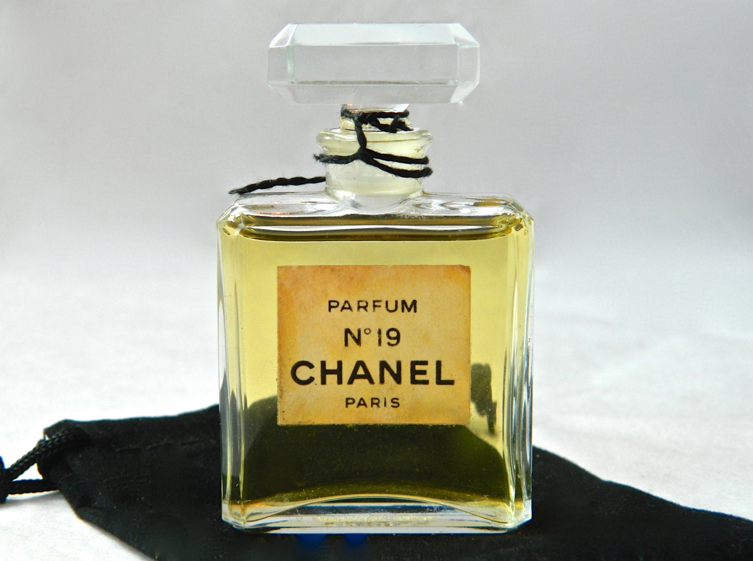 chanel no 19 pure parfum