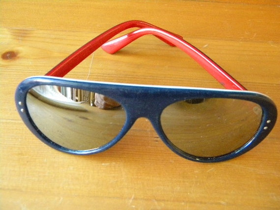 Vintage 3 Tone Mirrored Ski Sunglasses Red by thevintageretroshop