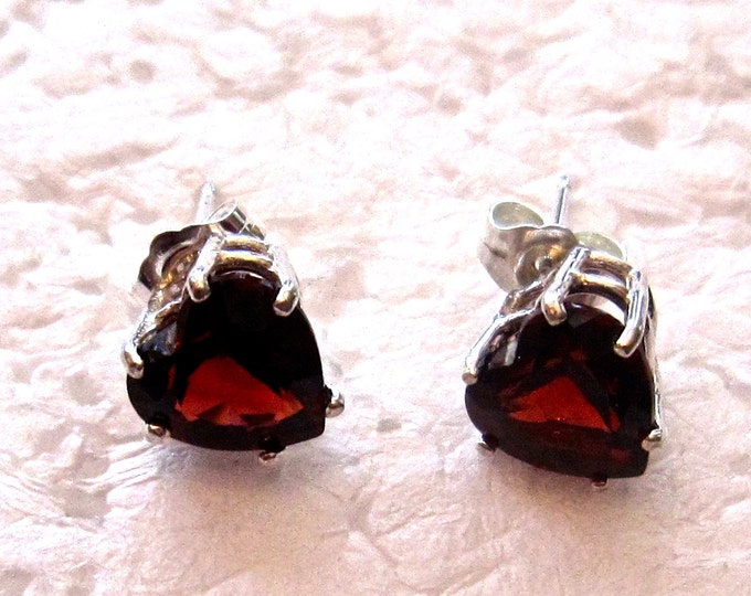Red Garnet Heart Studs, 8mm, Natural, Set in Sterling Silver E769