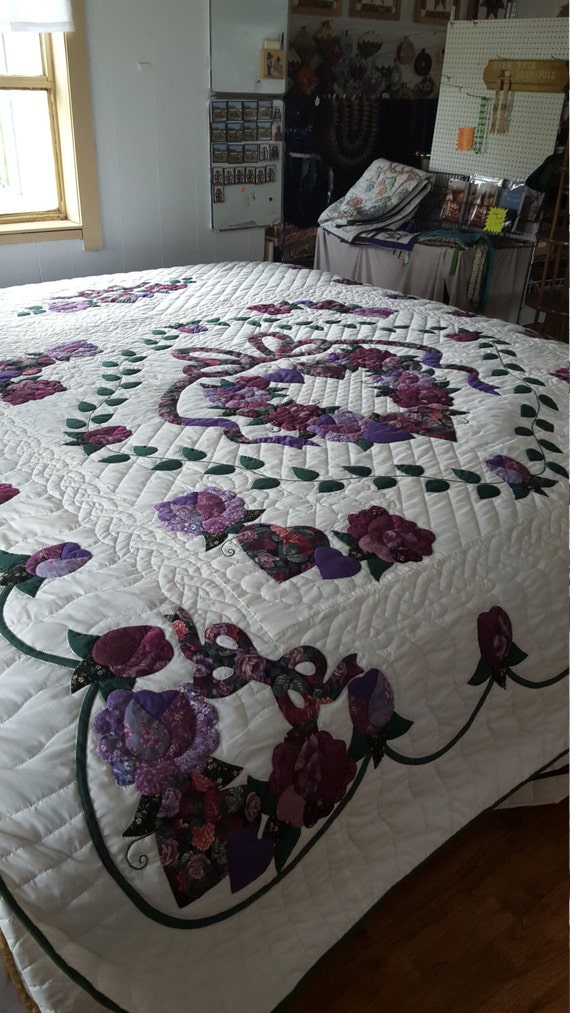 Amish Applique Quilt Country Roses Pattern by QuiltsByAmishSpirit