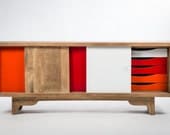 Scandinavian round with drawers