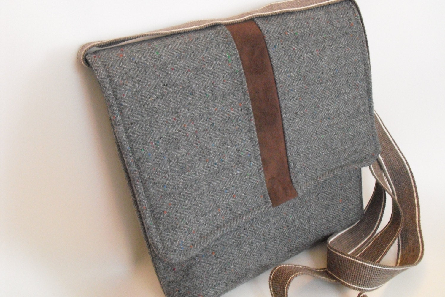 Handmade bag pure wool