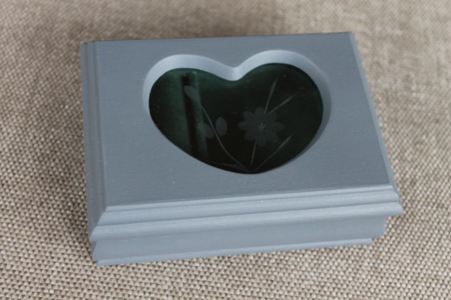 RELOVED Vintage Jewelry Box Glass Heart Top Hand Painted