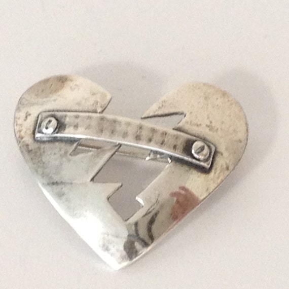 Mended Broken Heart Pin 925 Sterling Silver by YankeeLadyOnline