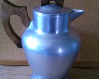 Super Maid Pitcher Cook Ware Alluminum w/Base