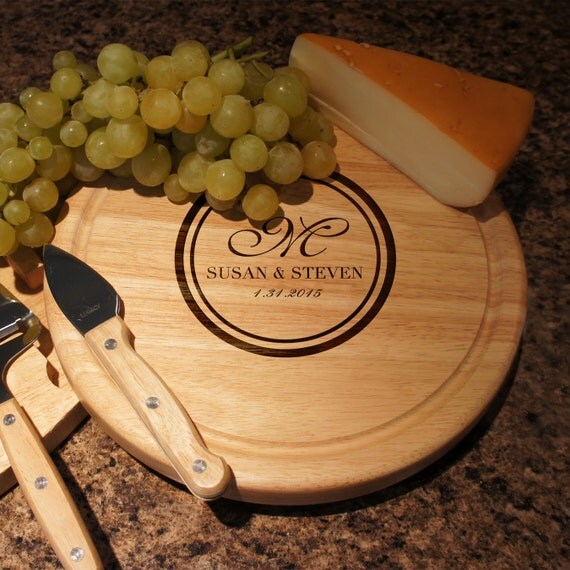 Personalized Cheese Board Set with Four Cheese Knives