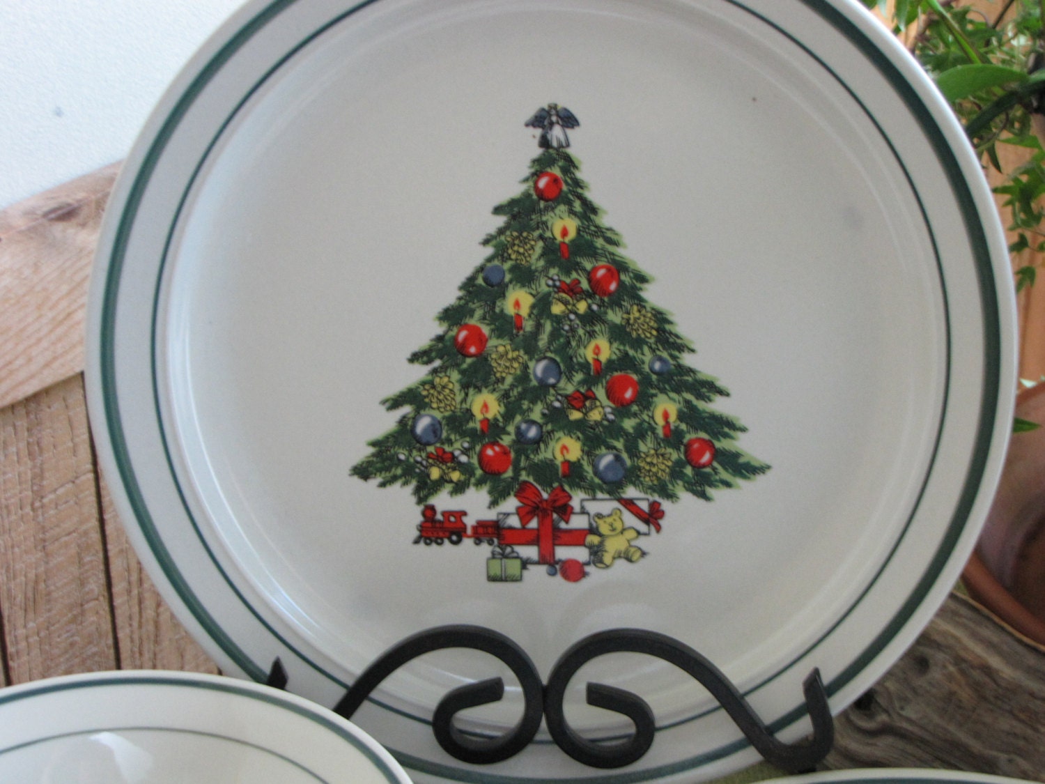 vintage christmas tree stoneware holiday dinnerware set vintage christmas tree stoneware holiday dinnerware set