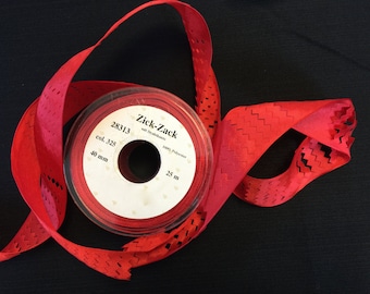 Vintage Zig Zag Ribbon, Zick Zack Ribbon, Polyester Ribbons, Red Ribbons, Red Polyester, Ribbons. Sold by 5 yards Cut.