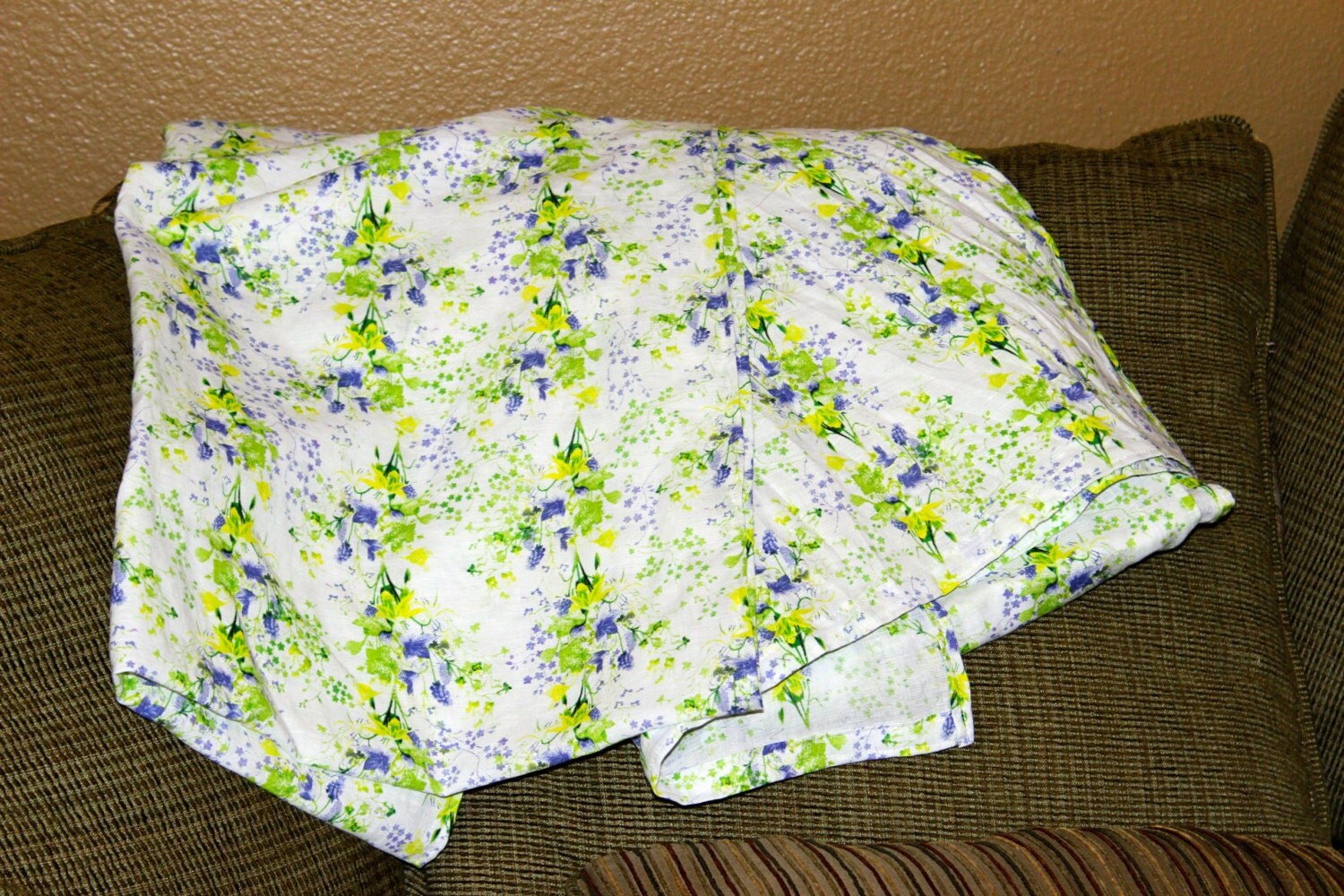 Linen Floral Baby Wrap by ClinesQuiltingBush on Etsy