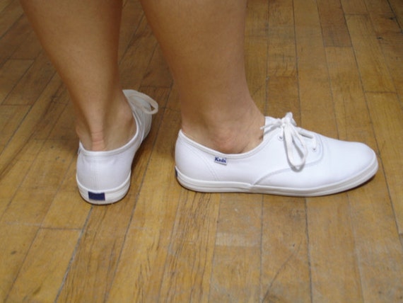White leather keds shoes size 6