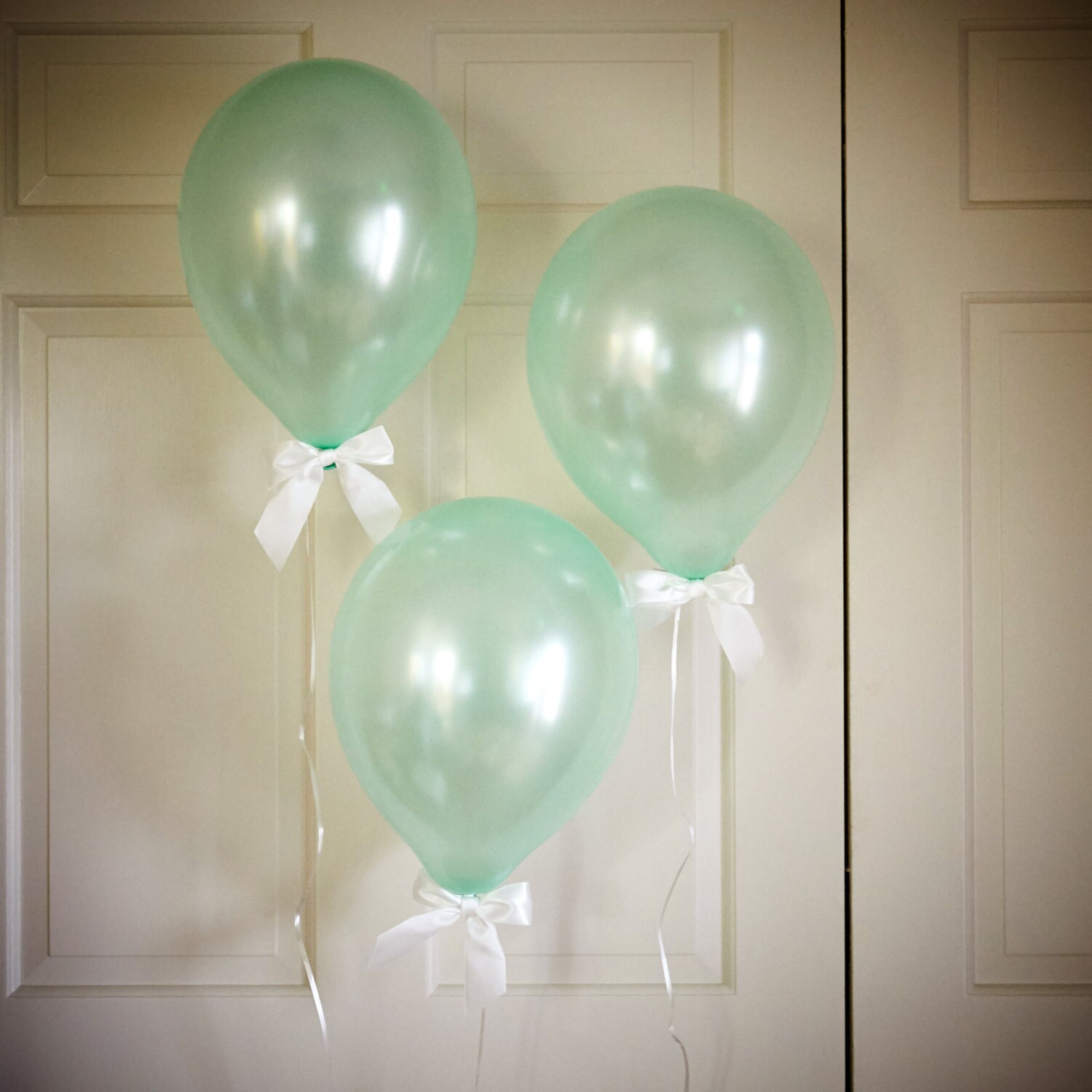 Mint Green Party Decor Balloons with Bows 8CT Curling