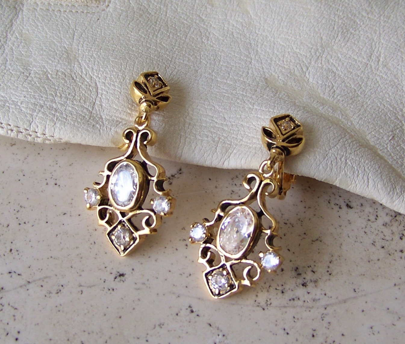 Vintage Earrings Gold Clip On Earrings 14K Gold HGE Rhinestone