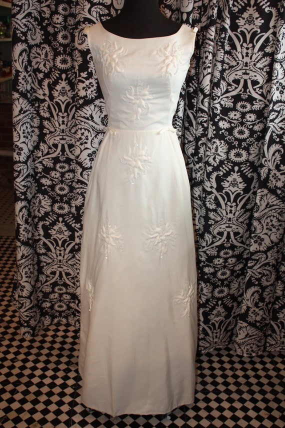 1950's Vintage Alfred Angelo Wedding Gown Item 195-WG