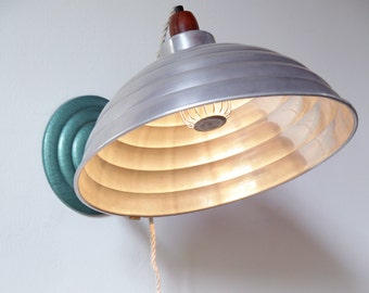 Industrial Wall Lamp 'Anchiale' | Repurposed