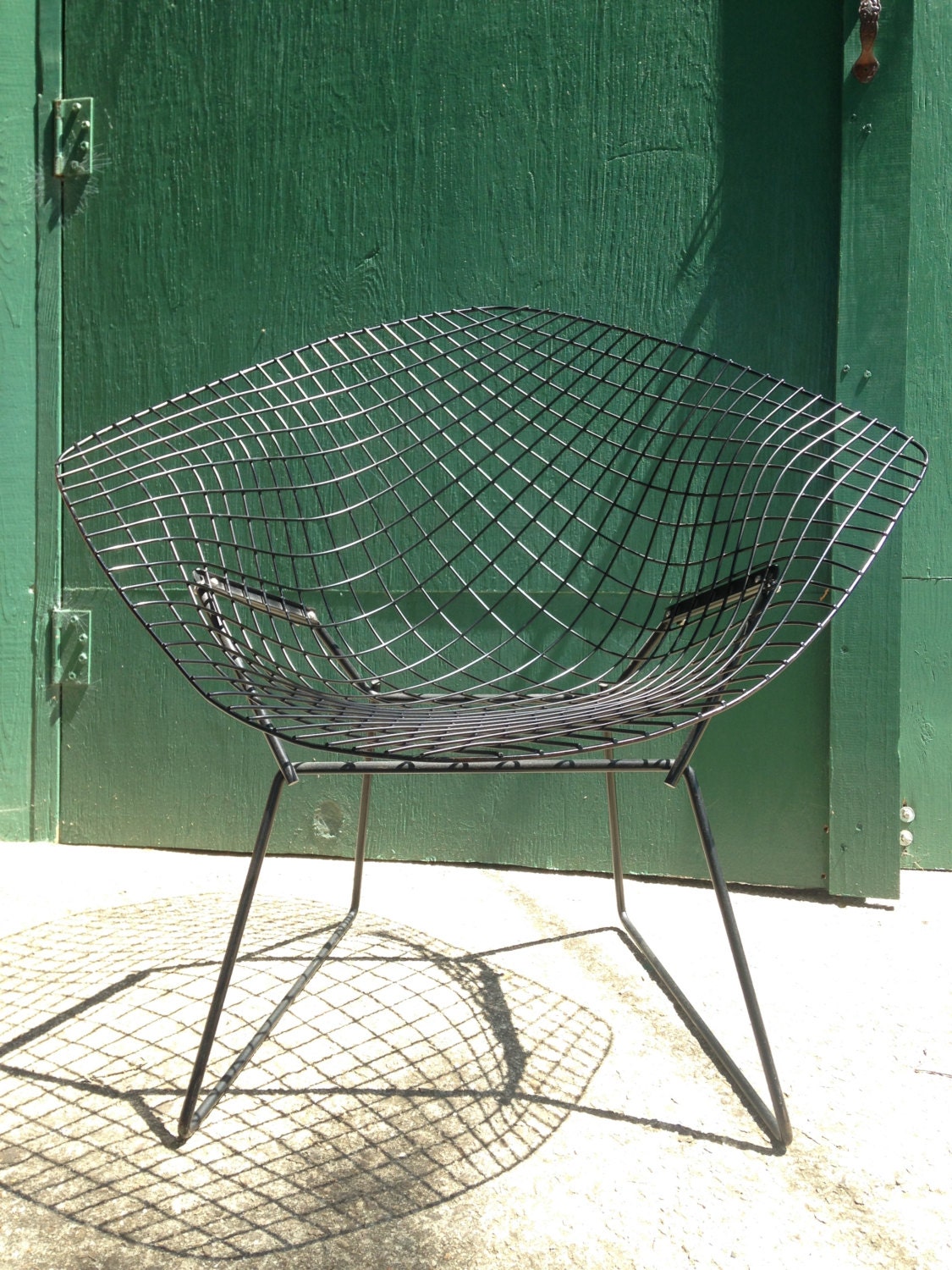 Vintage BERTOIA Diamond Chair KNOLL mid century modern, black Haute Juice