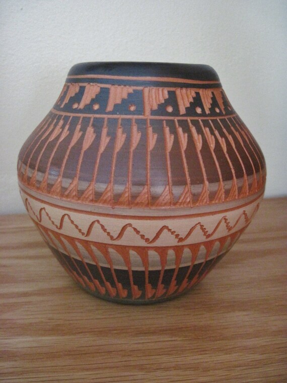 Navajo Pottery Signed by Native American Bernice Watchman