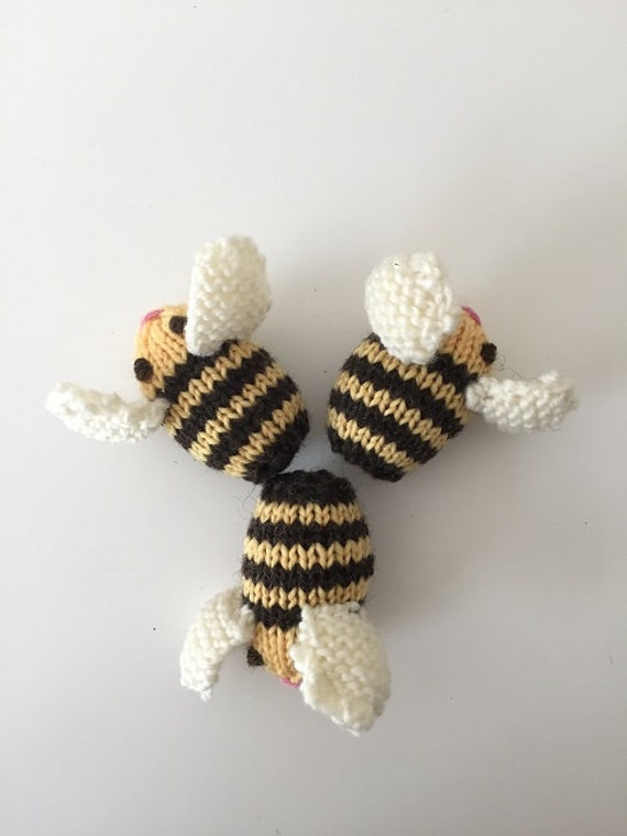 bumble bee cat toy