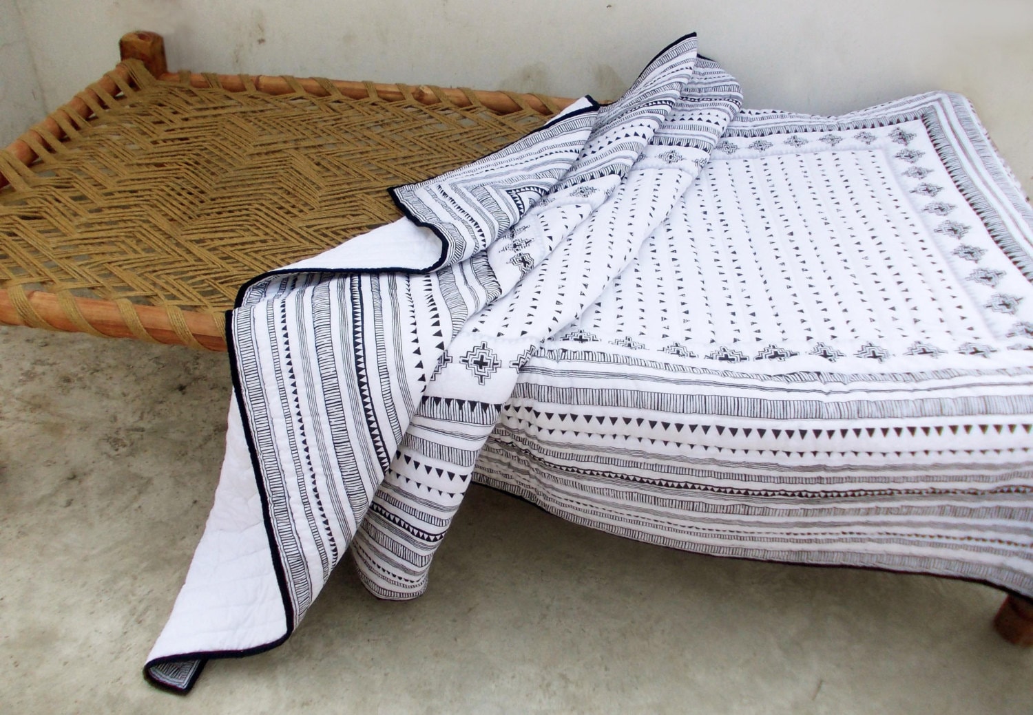 Aztec quilted bedspread black and white cotton quilt