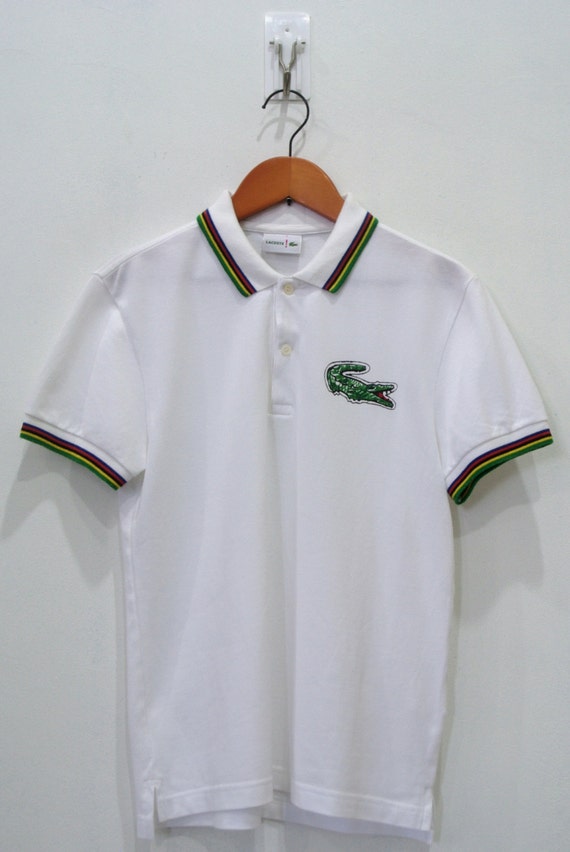 lacoste t shirt with big logo