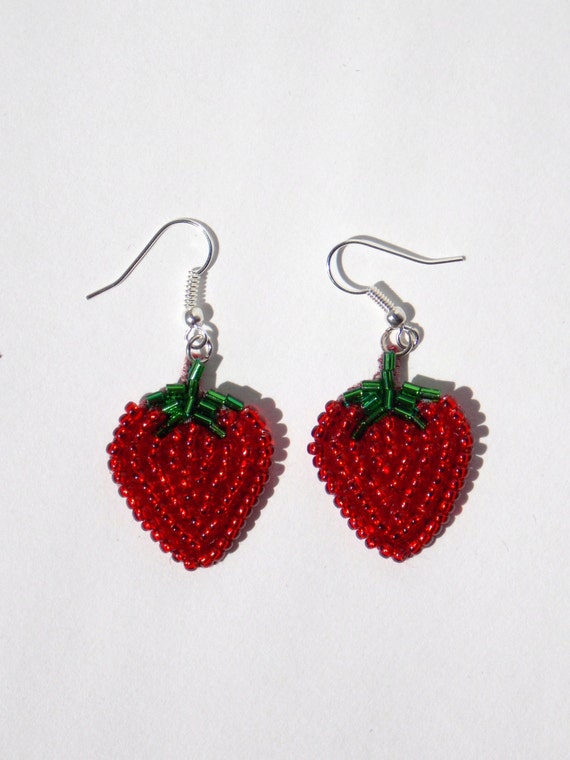 Beaded strawberry earrings hand embroidered 3 cm