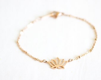Lotus Bracelet, Lotus Anklet, Lotus Flower Bracelet, Buddhist, Yoga Jewelry, Lotus Charm Pendant, Gift For Her, Bridesmaid Gift, Flower