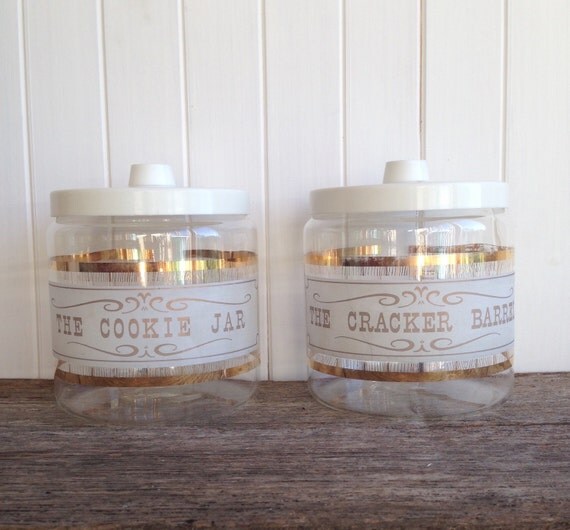 Vintage Pyrex Cracker Barrel and Cookie Jar by Chloesvintagehome