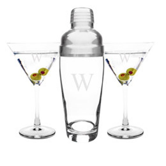 Personalized Martini Set by skykeepsakes on Etsy