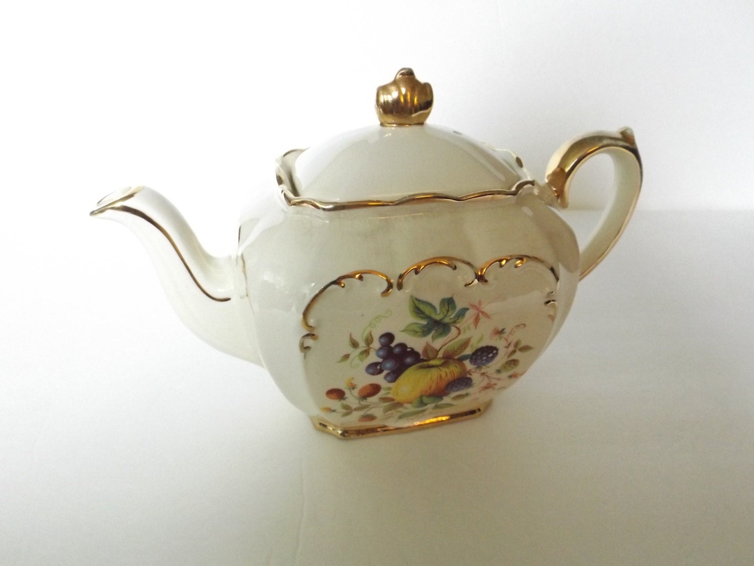 Sadler England Bone China Teapot Unique Vintage Fruit Medley