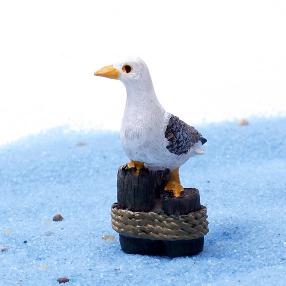 miniature seagull figurine