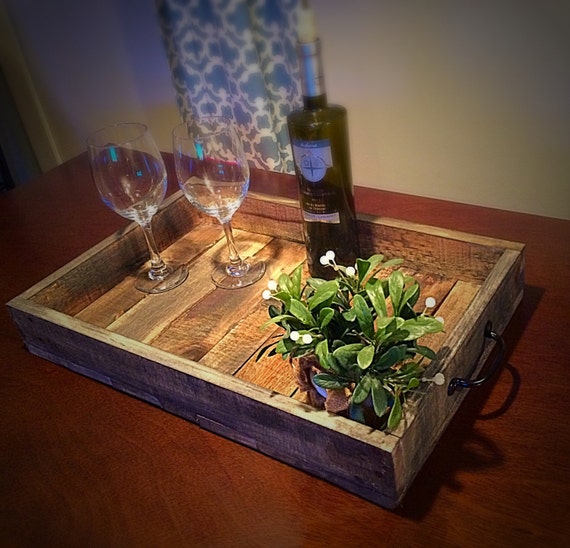 Reclaimed pallet serving tray