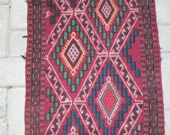 tissage schendiletto red kilim tapis teppich 4'kilim, kilim oriental rug ,outdoor rug ,vintage turkish rug, area rug , floor rugs45x105