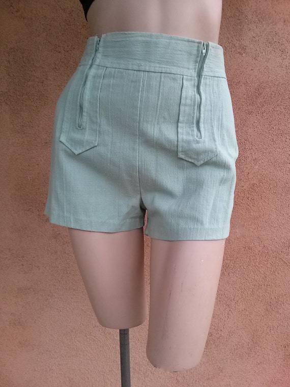 Vintage 1970s Shorts Double Zipper Gauzy Green Hot Pants W28