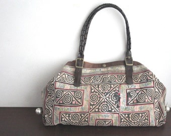 2 Ways Hmong Tote - Hip / Tribal / Hmong / Miao / Ethnic / Bohemian tote - 2032