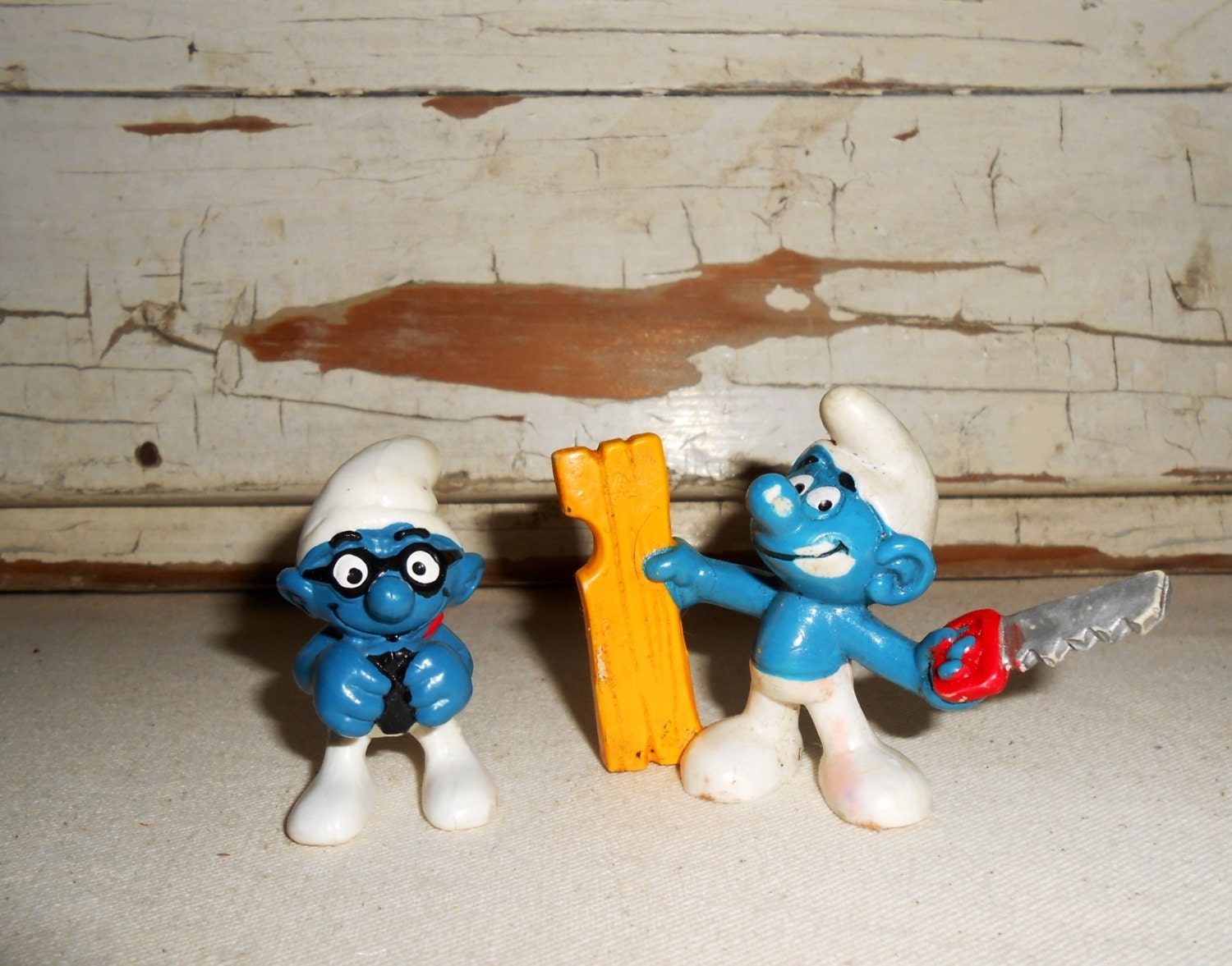 old smurf figurines