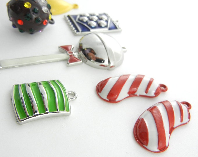 Set of 7 Candy Charms