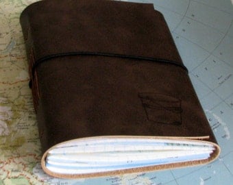 bucket list journal with maps as a travel journal - dark brown- moms, dads, grads gift - tremundo
