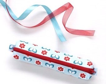 Pretty Daisy Retro Pencil Case, Zipper Pencil Case, Small Cosmetic Pouch