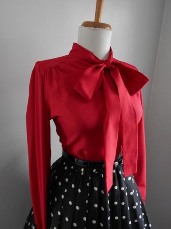 Sexy Vintage 1950s 1960s LIPSTICK Red Button Down Blouse w