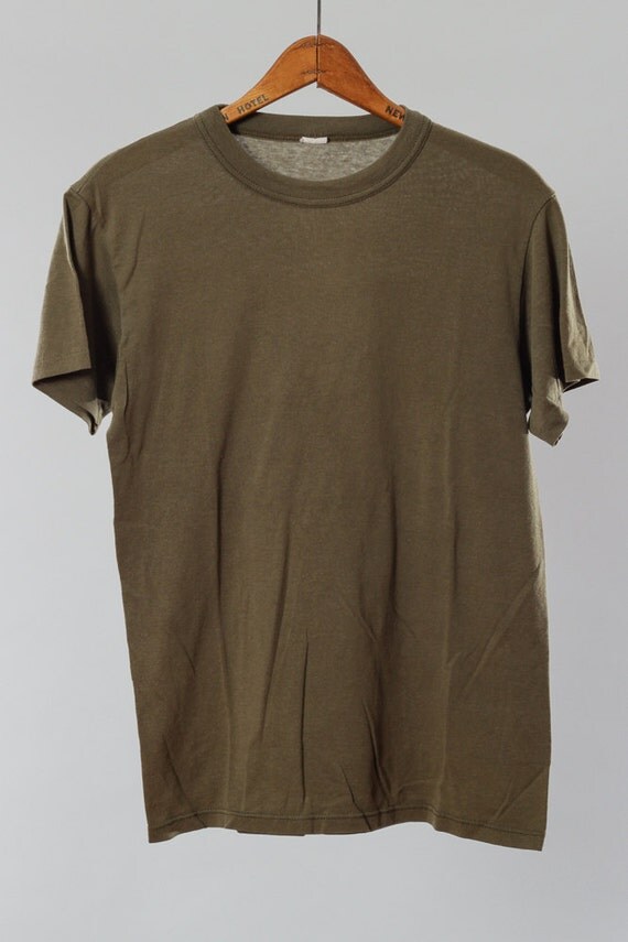 Plain Vintage T shirt | Red Tee | Olive Green Colored Size Small Army ...